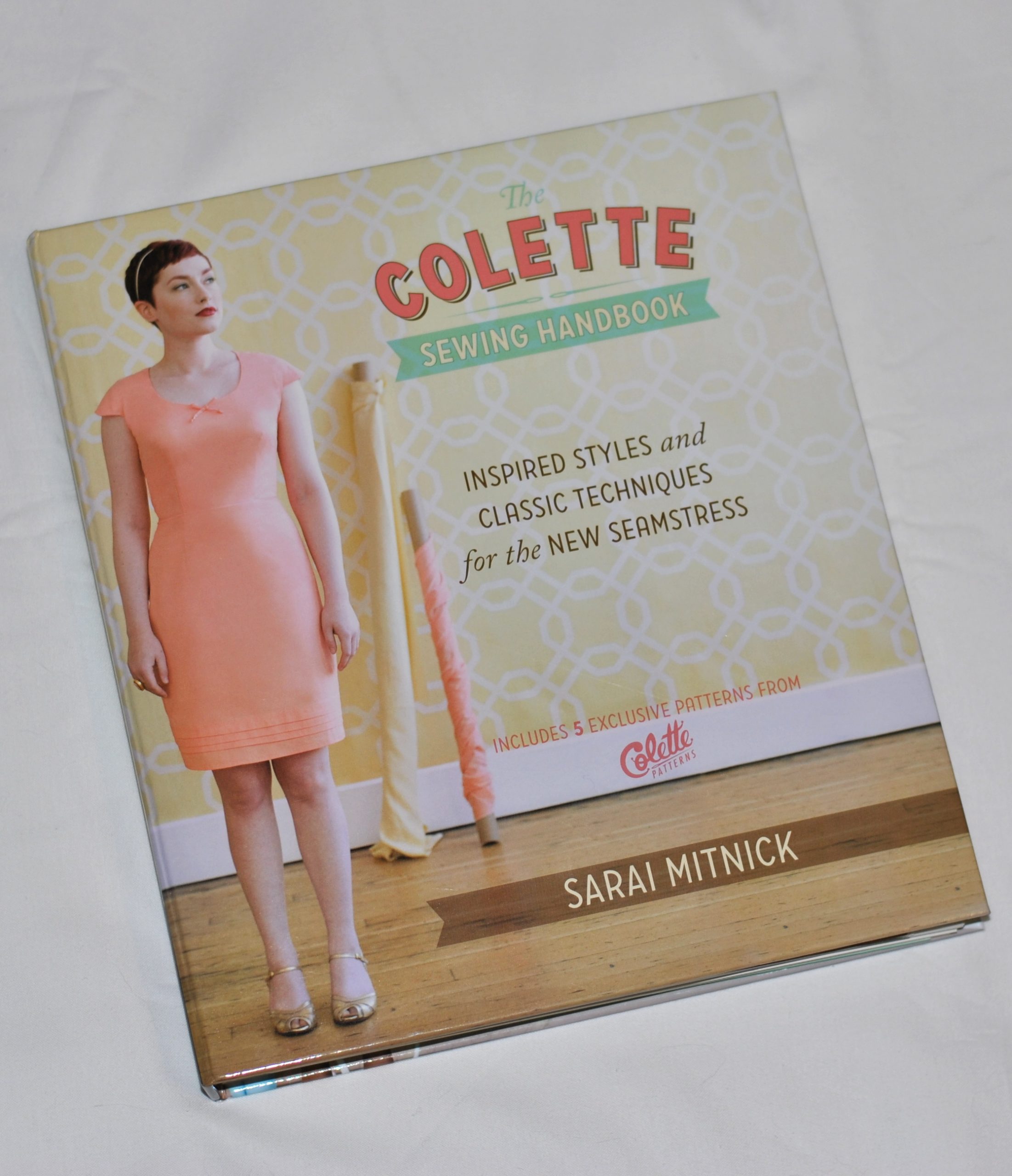 Review The Colette Sewing Handbook + Winners Craftbuds