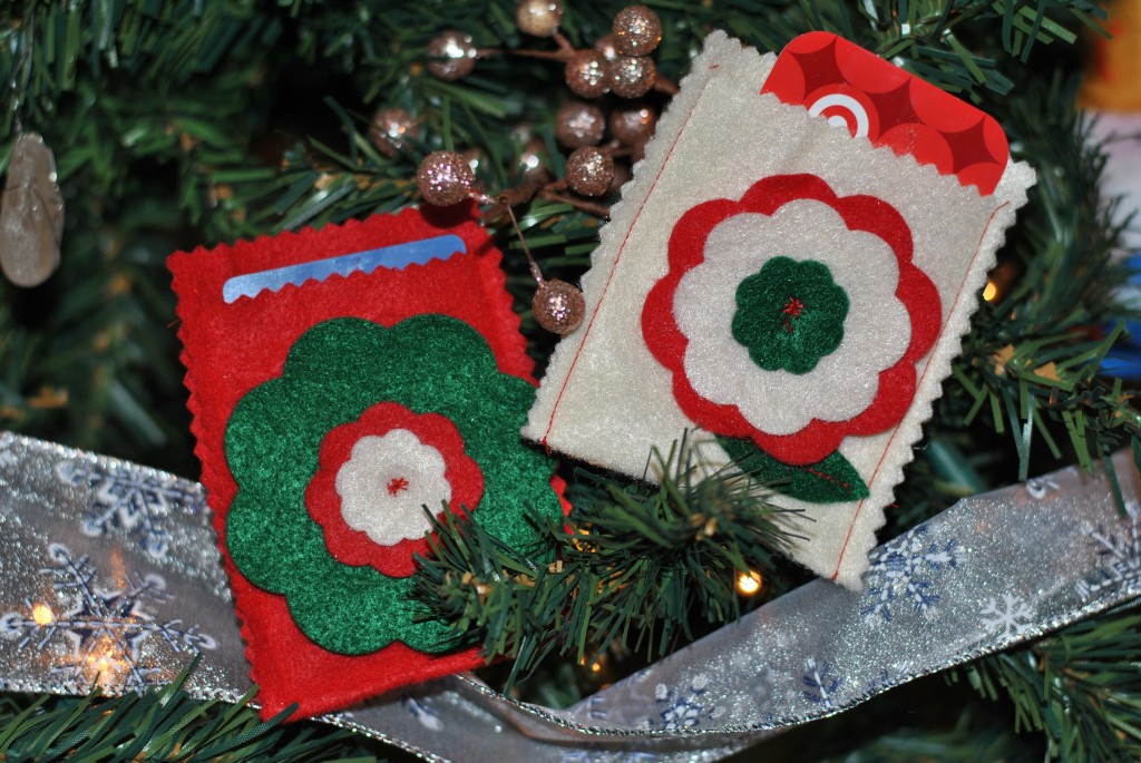 Felt flower gift card sleeves