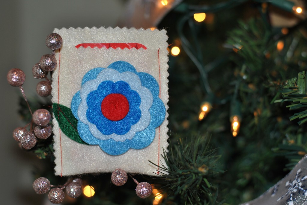 Felt Flower Gift Card Sleeve