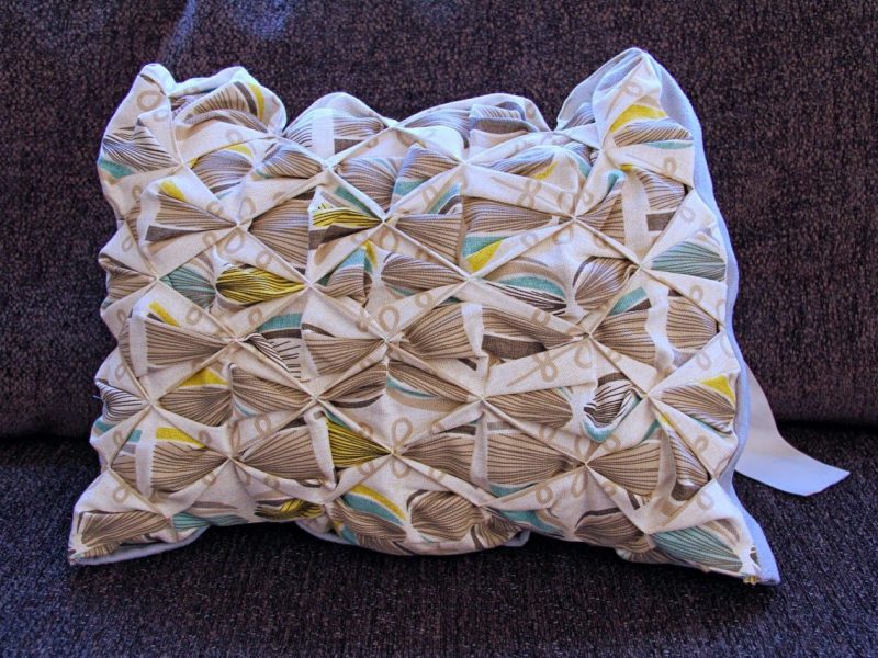 Pleated Boxes Pillow: Join Rows - Craftbuds