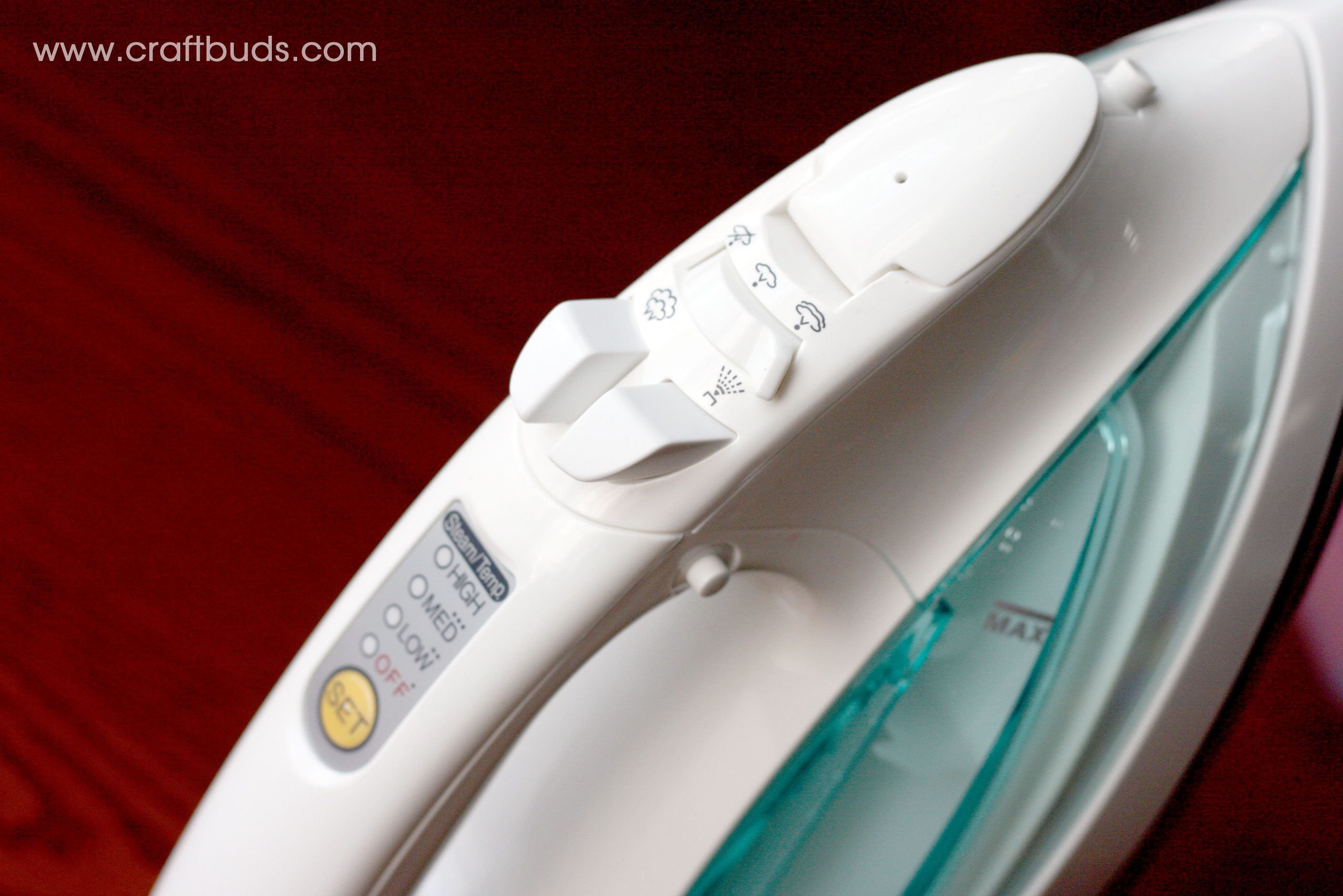 FITF: the Panasonic 360 Freestyle Cordless iron – a review