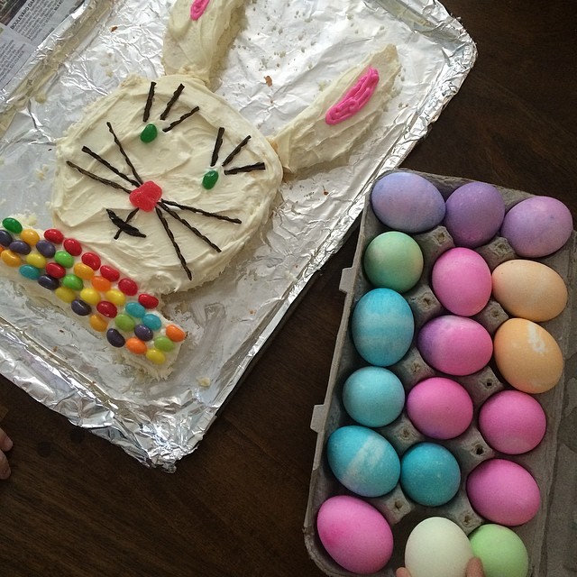 Happy Easter cake and eggs