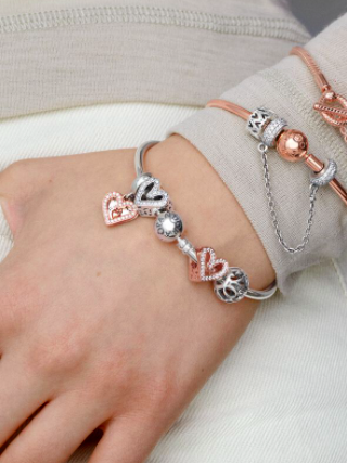 How many charms fir on a Pandora bracelet