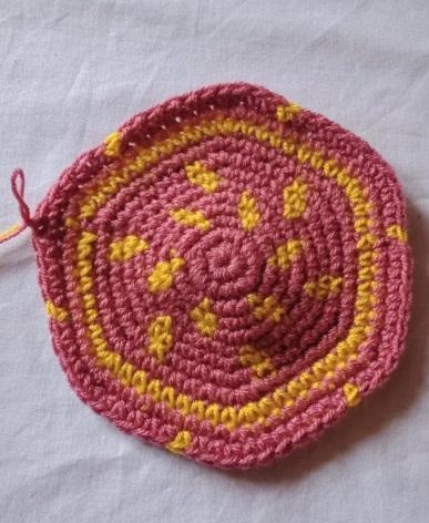 Crochet bucket hat Round 12 5Asc, 1Bsc, *(10Asc,1Bsc)* 5Asc in the last (66sc)
