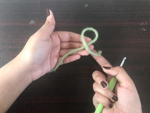 How to do a slip knot in Crochet
