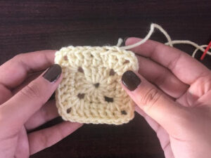 How to Tie Off Crochet? With & Without Knot - Video - Craftbuds