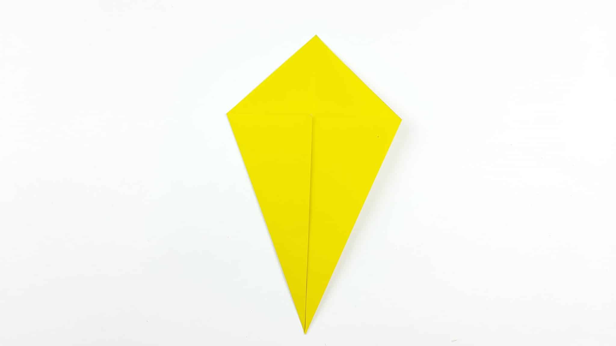 How to Make a Kite Out of Paper? Step by Step Video Tutorial - Craftbuds