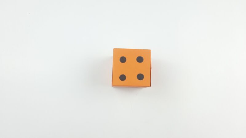 Step 9: Insert in the pocket of one to another shape according to dice format