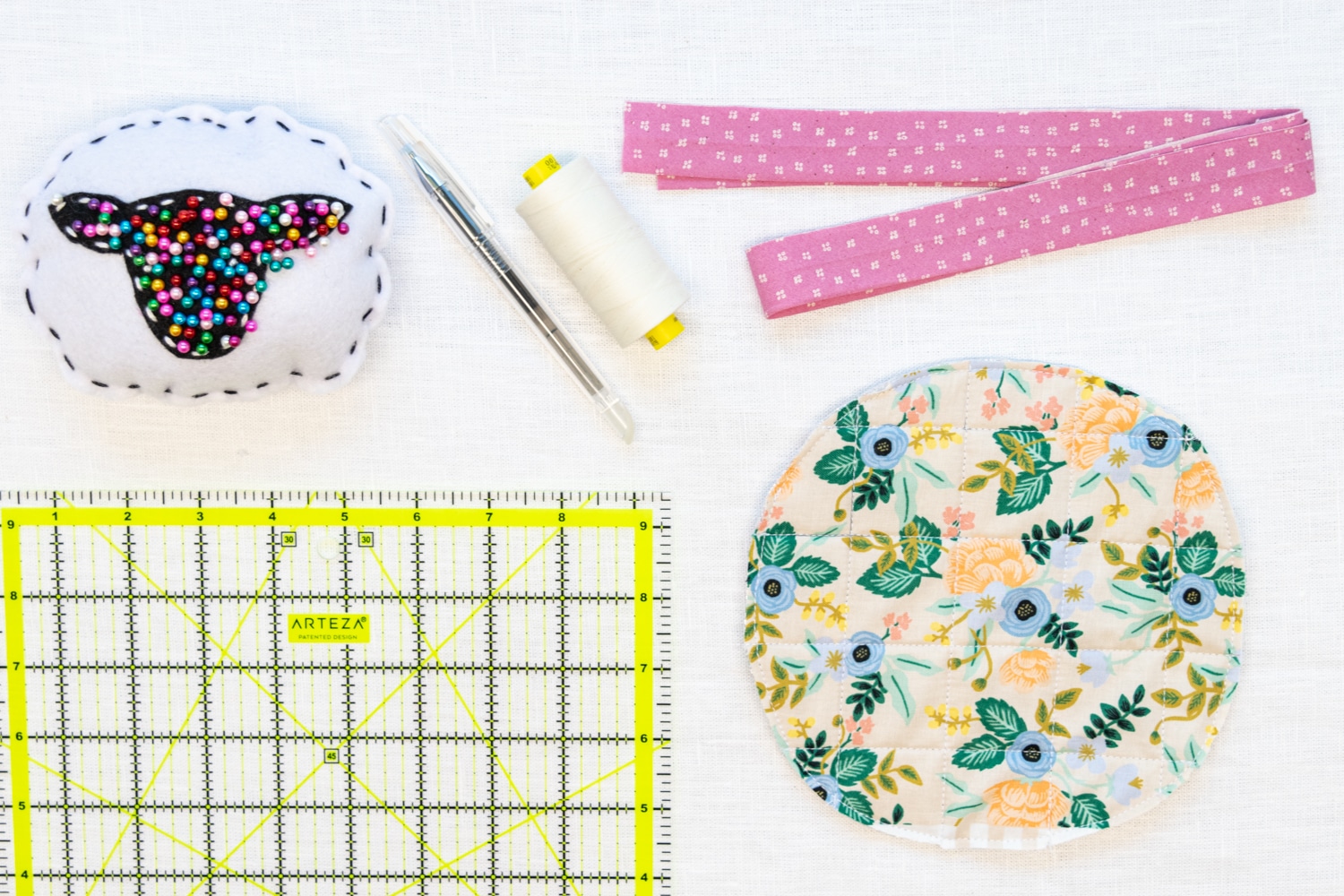 How To Put Binding On a Quilt? Photo & Video Tutorial Craftbuds