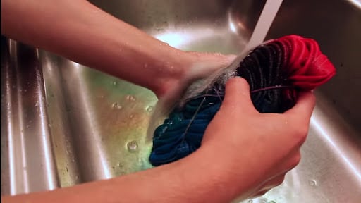 How to tie dye 4