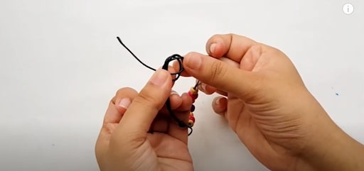 Double-knot Bracelet Second Knot