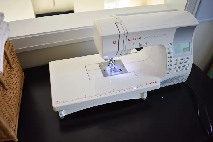 Singer Quantum Sewing Machine