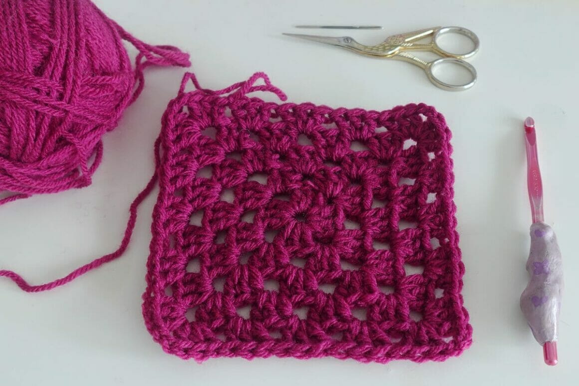 How to Crochet a Granny Square Finish Off
