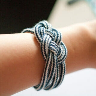 21 Free Macrame Bracelet Patterns & Easy Tutorials - Craftbuds