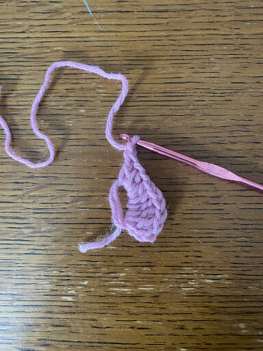 Chain 1, 1 Double Crochet, Chain 1