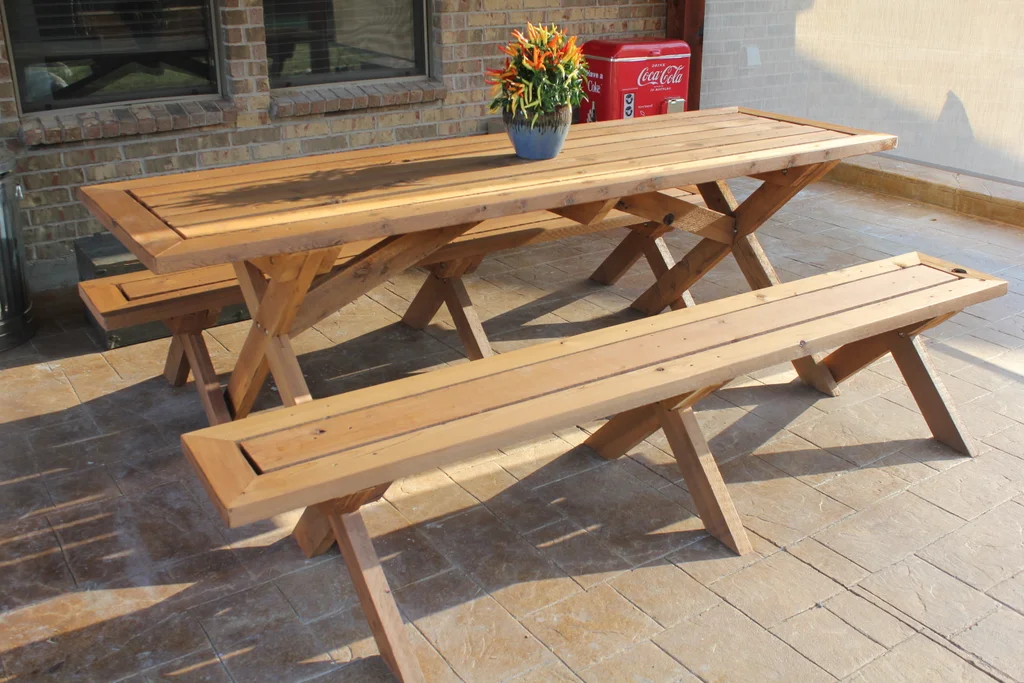  Picnic Table with Benches