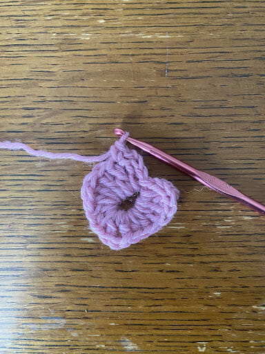 Single Crochet into First Stitch (SC)