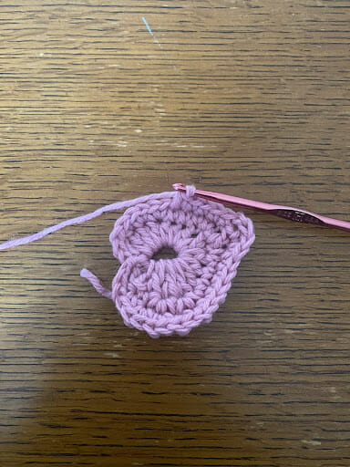 Single Crochet into Next 5 Stitches