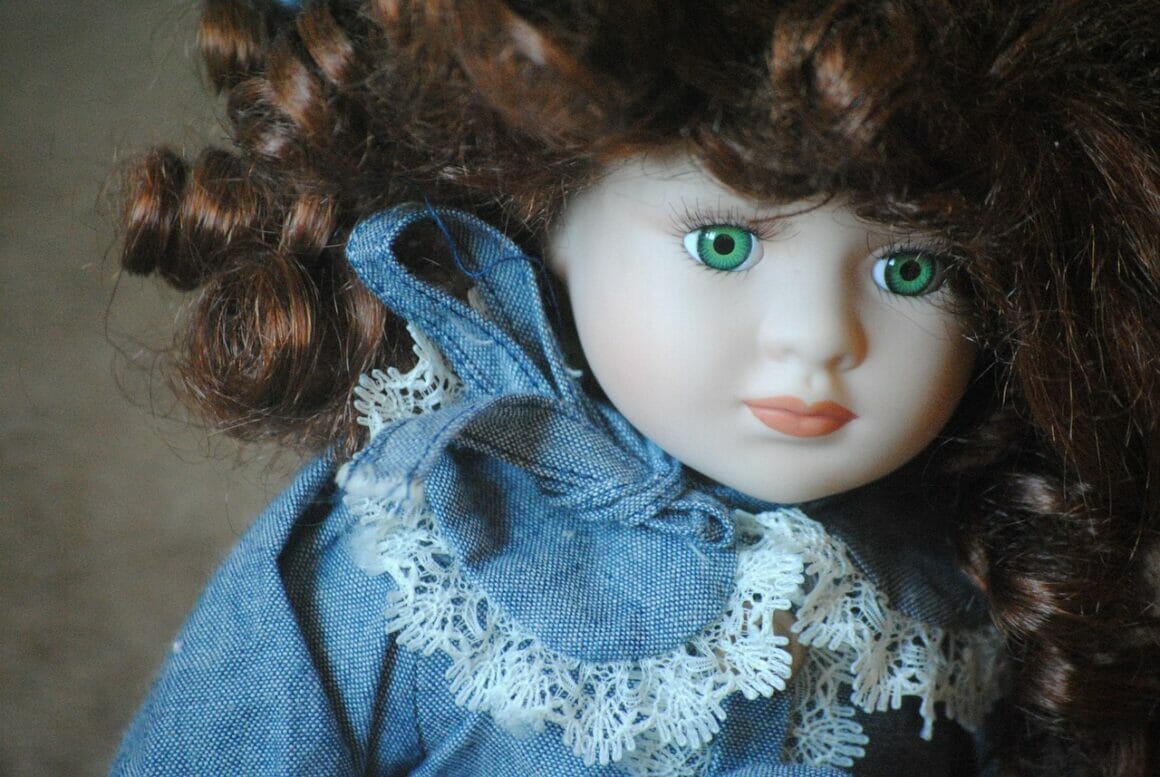 Valuation and Rarity of Porcelain Dolls