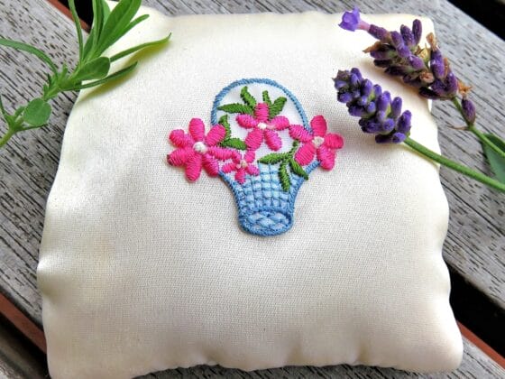 Embroidery Couching Stitch